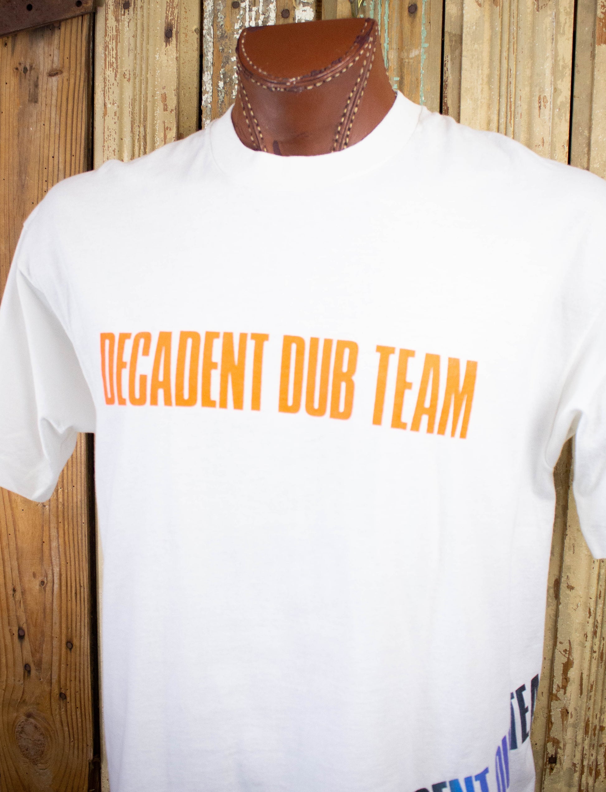 Vintage Decadent Dub Team Concert T Shirt 90s White XL