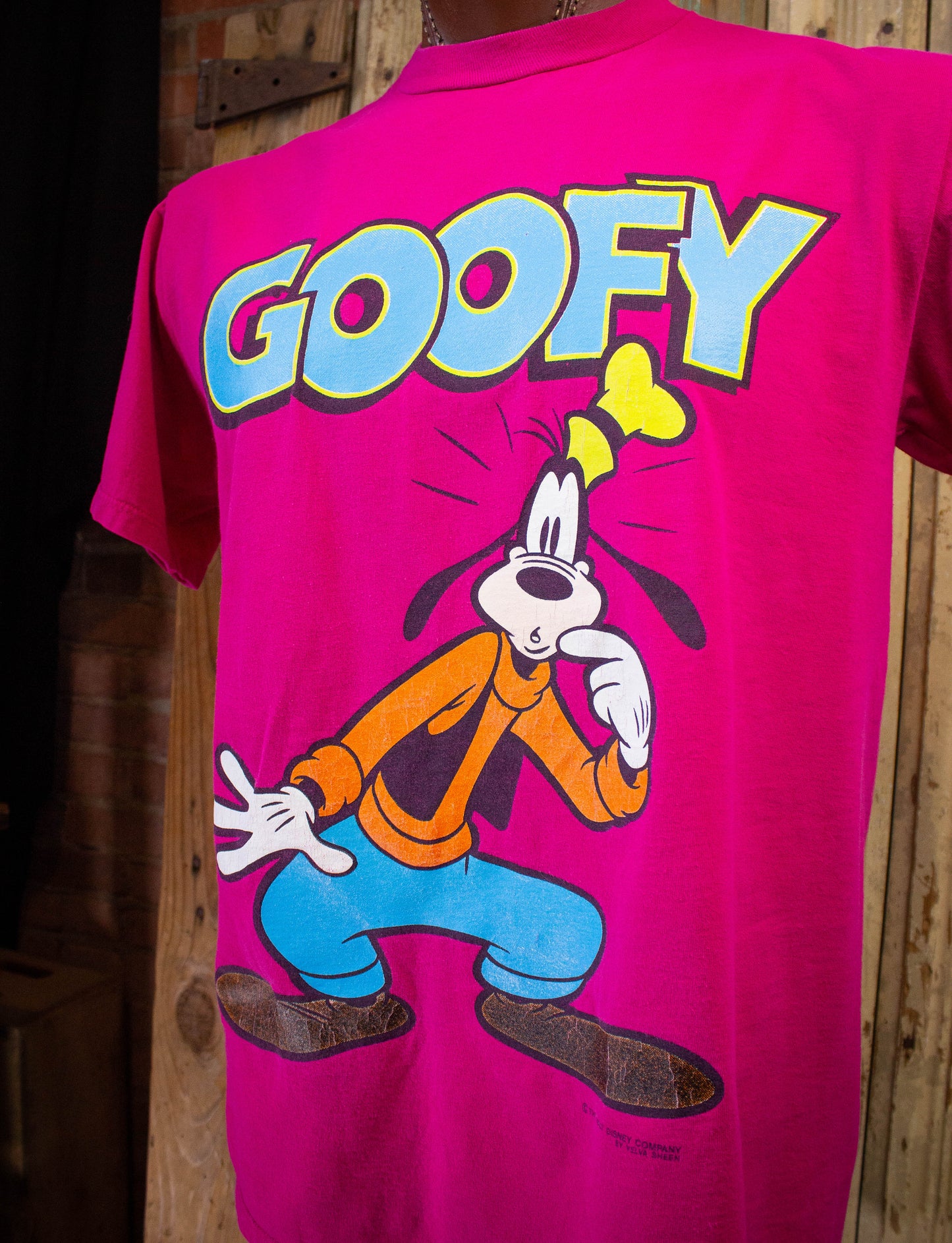 Vintage Disney Goofy Velva Sheen Graphic T-Shirt Pink 1990s L