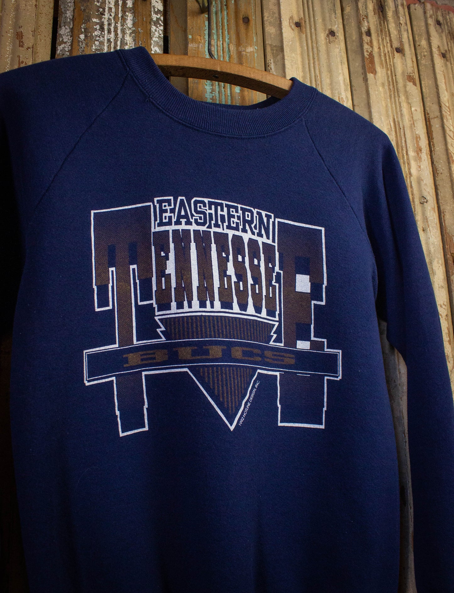 Vintage Eastern Tenenssee Buccaneers Graphic Sweatshirt 1992 Navy Blue Small