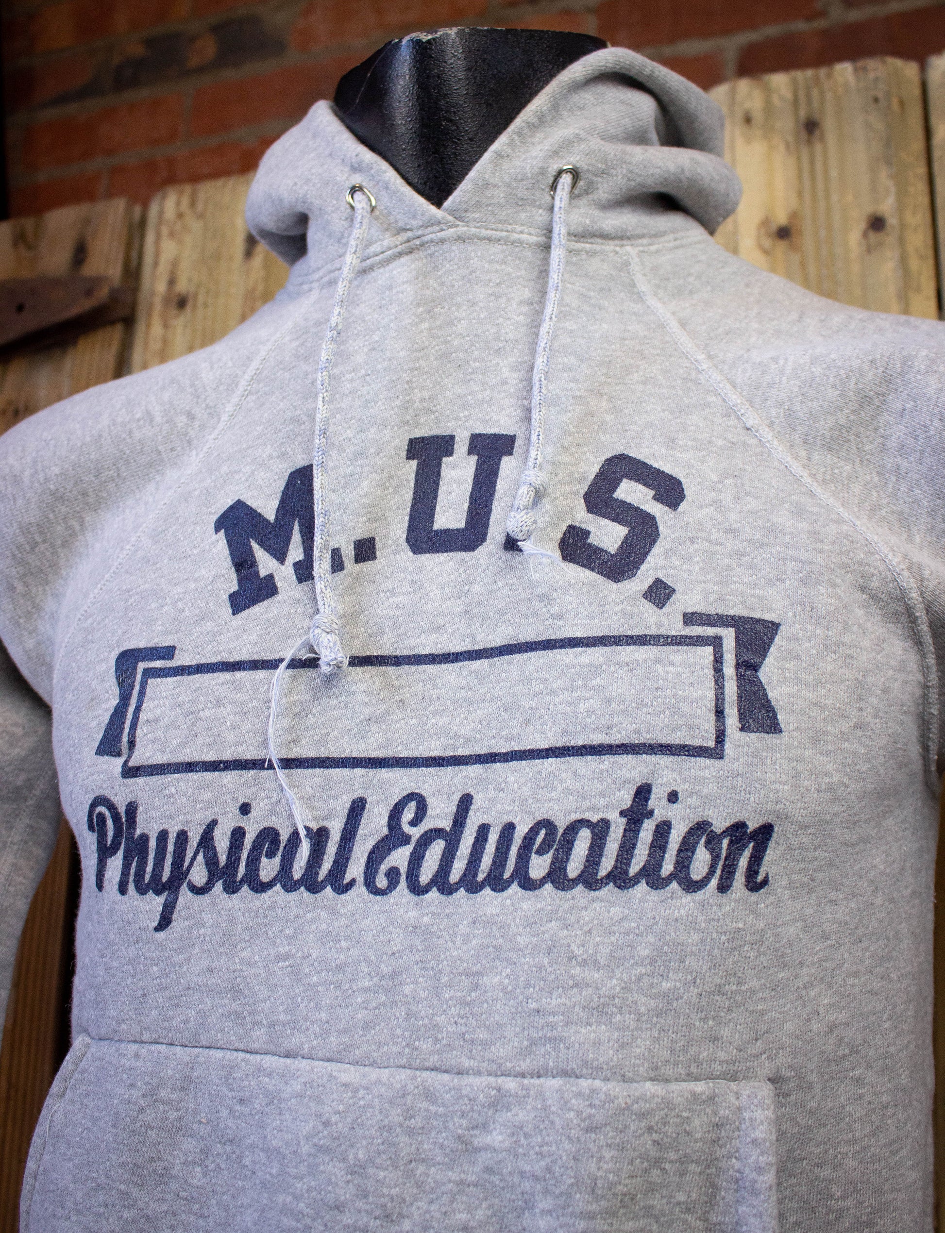 Vintage MUS Physical Education Hoodie Grey S