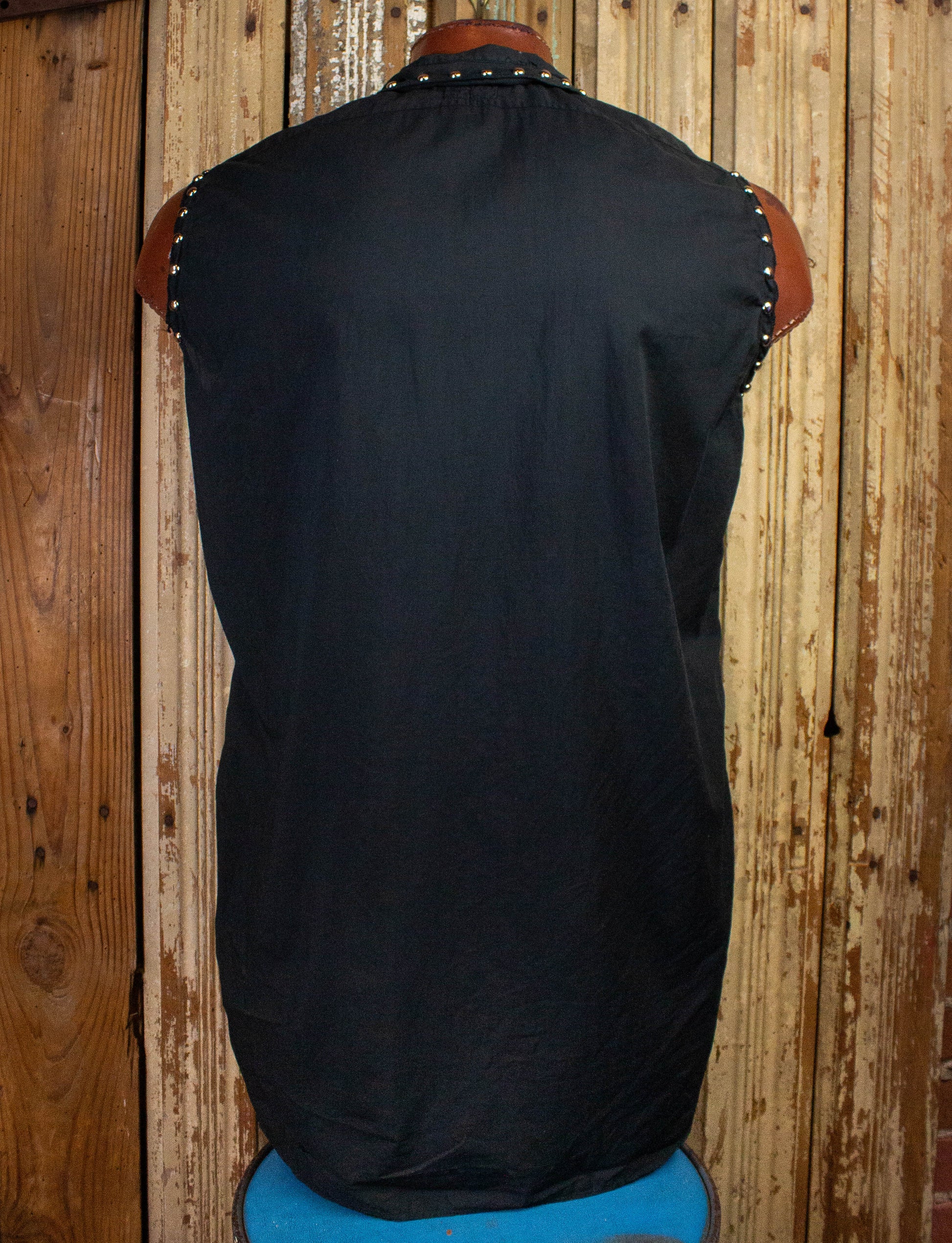 Vintage Trash and Vaudeville Sleeveless Button Up Shirt Black Large