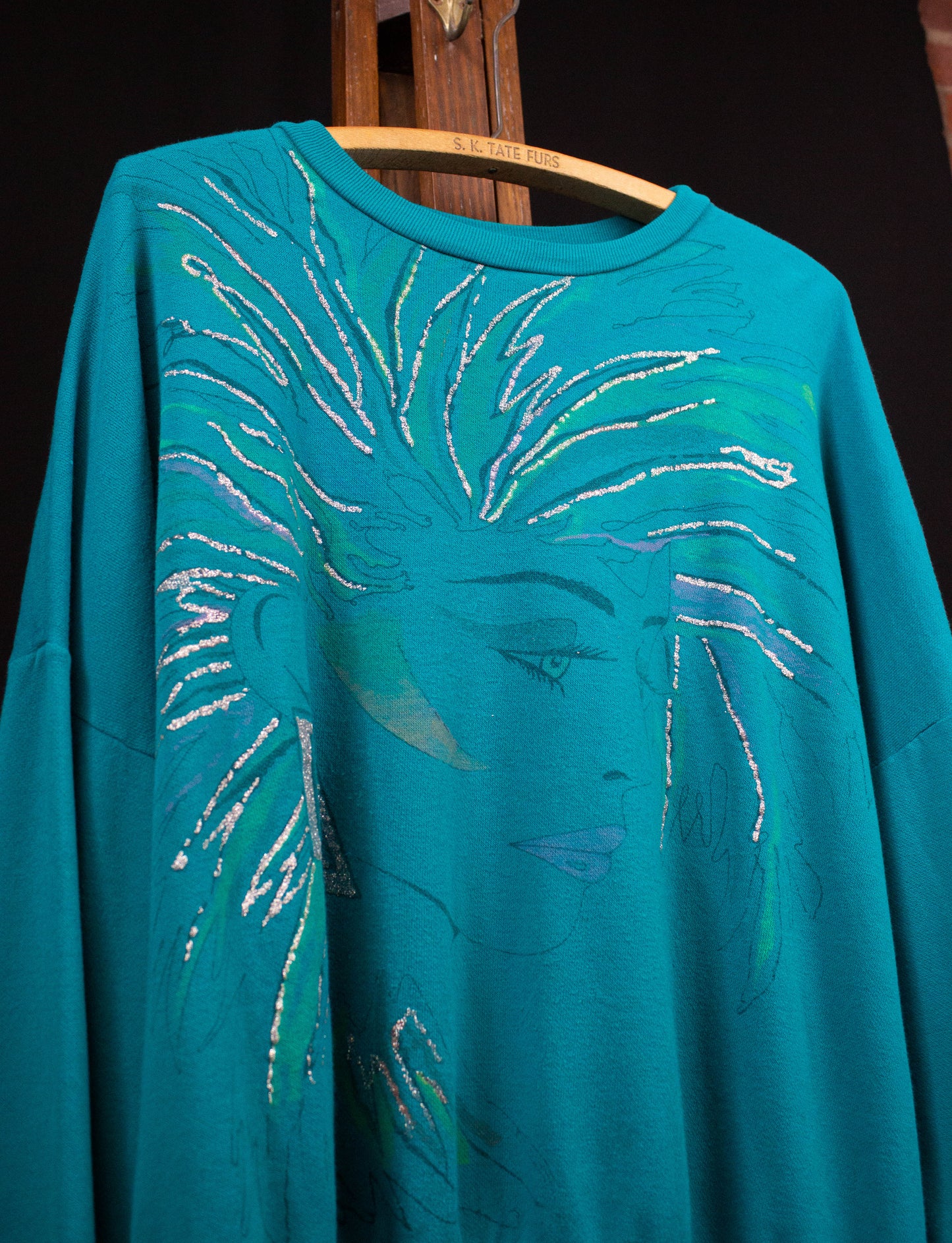 Vintage 80s Turquoise Female Portrait in Glitter Crewneck Sweatshirt L/XL