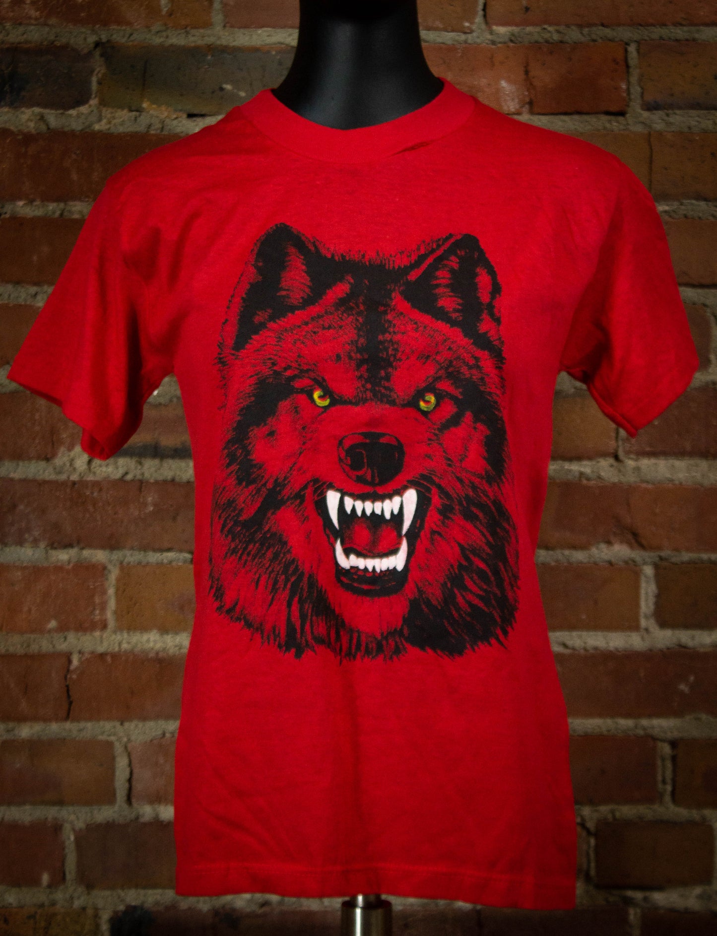 Vintage 80's The Wolfpack Red Graphic T Shirt Unisex Small